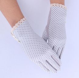 Five Fingers Gloves Women Sun Protection Glove Fashion SummerAutumn Driving Slipresistant Sunscreen Golves For Lady5091962