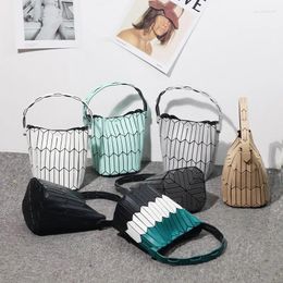 Storage Bags Women Top-Handle Bao Luxury Designer Bucket Hand Shoulder Tote High Quality Handbag Beach Messenger Purse Shopping Bag