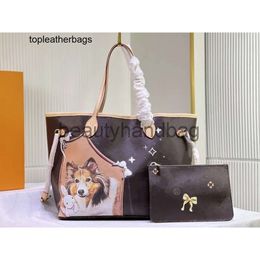 Luis Vintage Handbag Lvvl Lvity Lvse Quality Dog Silk 2023M40995 NEVER Highs MM FULL Screen Wallet Handbag Designer Womens Luxury Classic Printing Letter Cartoon Pa