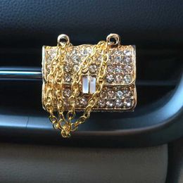 Interior Decorations Bling Purse Car Accessories Girls Gift Auto Outlet Perfume Clip Air Freshener Car Scent Diffuser Elegant Decoration Car Ornament T240509