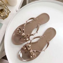 High version women's new sandals WOmen summer fashion shoes flip flops jelly casual sandals flat bottomed slippers beach shoes