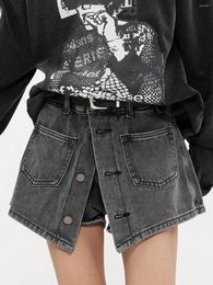 Women's Shorts Denim Fashion Y2k Mini Jeans Vintage Streetwear Aesthetic Korean Short Pants 2000s Emo Clothes Summer 2024