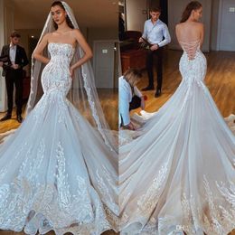 2019 Sexy Strapless Mermaid Wedding Dresses Appliques Lace Up Bridal Gowns Backless Sweep Train Wedding Dress Vestidos de Novia 227P