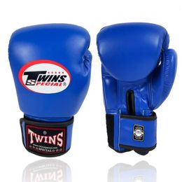 8101214oz Professional Boxing Gloves Thickened PU MMA Sanda Fighting Training Glove Muay Thai Boxing Training Accessories 240428