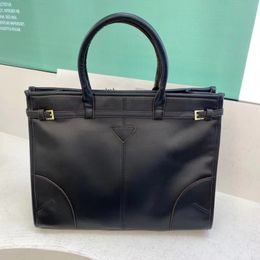 Tote Bag Designer Bag Fashion Women's Handbag Shoulder Bag Men Briefcases Business Style Office Handbags Large Capacity Briefcase Designers Laptop Bags Handbag