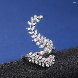 Wedding Rings Creative Adjustable Long Finger Ring Super Luxury Shiny Zircon Jewellery Personality Plant Leaves Design Party Cute Gift