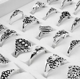 100 Pieces Mix Retro Ring Whole Men Clover Flower Charm Antique Silver Plated Statement Small Vintage Ring for Women2279808