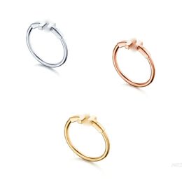 Designer Jewelry Tiffanyjewelry t Home Precision High Quality Double t Ring Classic Smooth Ring Fashion Hundred Towers
