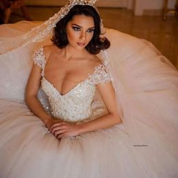 Romantic Ball Gown Wedding Dresses Pearls Beaded Off Shoulder Saudi Arabic Backless Bridal Gowns With Long Train Vestido De Festa 109 0510