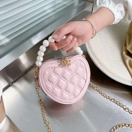 Pearl Handle Girls Mini Shoulder Messenger Bag Princess Wallet Coin Purse Handbags Cute Childrens Heartshaped Crossbody Bags 240428
