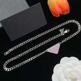 2024 Women's Luxury Designer Necklace Necklace Pendant Necklaces Stainless Steel Inverted triangle Letter Necklace Wedding Jewellery Accessories