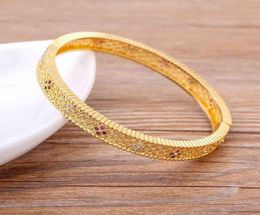 Luxus 14 Stile berühmte Marke Schmuck Gold Farbe Kupfer Zirkon Armbänder Weibchen weibliche Hohlkristall Bangle Gift9241688