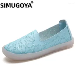 Casual Shoes SIMUGOYA Women's Summer Flat Carved Hollowed Out Soft Sole Non-Slip Leather For Women Big Size