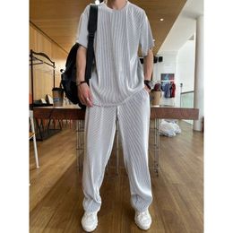 Mens Fashion Elastic Silk Strip Summer Tracksuits Breathable Short Sleeve Tshirt And Pants Two Piece Sets Men Outfits Suit 240509