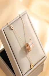 Luxury Design 18K Gold Cylindrical Pendant Necklace with Tassel Stainless Steel Jewellery for Women2600797