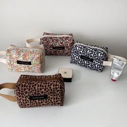 Shoulder Bags Leopard Hand Bag Japanese And Korean Ins Casual Women's Zero Purse Makeup