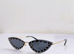 Cat Eye Sunglasses Crystal Studs Black Gray Ladies Summer Shades Sonnenbrille Occhiali da sole UV400 Eyewear with Box3115374