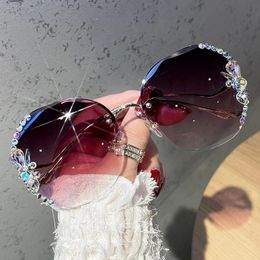 Designer Sunglasses High Quality Rhinestone Sun Glasses Big Diamond Bling Eyeglasses Fashion Shades For Women Uv400 187M