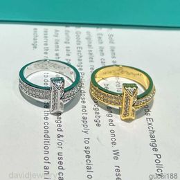 Ring Designer for Women Tiffanyjewelry Jewelry T1 Diamond High Edition 18k Rose Gold Fashion Simple Couple Versatile Color EZQN EZQN EZQN