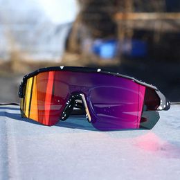 Polarised cycling sports glasses for men and womens outdoor running mountaineering fishing windproof and sand resistant sunglasses