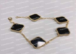 Classic Fashion Charm Bracelets Four Leaf Clover Designer Jewellery 18K Gold Bangle bracelet for women men Necklaces Chain elegant j3711930