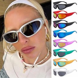 Outdoor Eyewear Y2K Wrap Around Sunglasses Futuristic Oval Sports Sun Glasses 2024 Trendy Fashion Shades Vintage Punk Goggle Outdoors