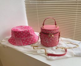 Women Set Bandana Bucket Purses Handbags for Women Bag Purse and Hat Set Ladies Leather Handbags9872726