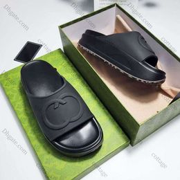2024 Branddesigner Ladies Hohlplattform Sandalen Damen Folie Sandale mit lnterlocker G Schöne sonnige Strand Frau Schuhe Pantoffeln
