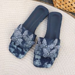 Blumen Frau 2024 Jean Blue Women Plattform Sandalen Pantoffeln flache Sandalen Cloud Slipper Frauenschuhe Verkauf Verkauf