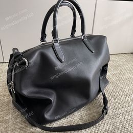 Designer Bag Briefcases Travel Bag Handbag Laptop Bag Commuter Bag Large Capacity Crossbody Bag Lychee Patterned Cowhide Highest Original Quality GWB160