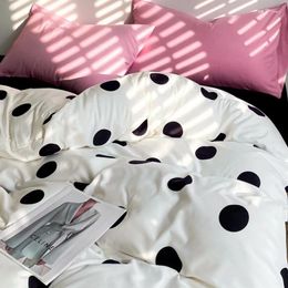 Bedding Sets High Quality Set INS Pink White Duvet Cover Pillowcase Flat Sheet Girls Fashion Solid Color Home Bed Linens