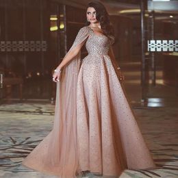Luxury Blush Pink A Line Prom Dresses Spaghetti Straps Beaded Crystals Floral Applique Wateau Train Rhinestone Formal Evening Party Gow 210Q