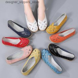 Sandals 2024 Summer New Large Womens Shoes Fashion Hollow Loafers for the Elderly Comfort Mother Shoes Size 35-46 Q240511