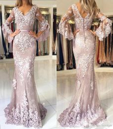 Elegant Blush Pink Appliques Lace Long Mermaid Prom Dresses V Neck Long Flare Sleeves Floor Length Formal Evening Gowns Custom Siz1571939