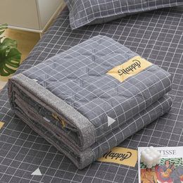 Quilting Spring Summer Quilt Soft Breathable Mechanical Wash Quilted Comforter Single Double Bed Quilts Children Adults Blanket 240506