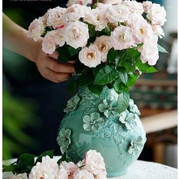 Vases Retro Nostalgic Flower Bottle Ceramic Relief Plum Vase Living Room Study Craft Ornaments Exquisite Versatile Home Decor