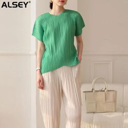 Women's T Shirts ALSEY Miyake Ins Style Basic Top For Women Summer Simple Pleated V-neck Sleeveless Retro Casual T-shirt