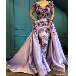 2020 Lavendel 3D -Applikationen von Schulter Kurzärmel Satin Abendkleider Glamouröser saudischer Scheide Prom Partykleider Custom 233p