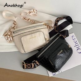 Shoulder Bags 2024 Spring Style Wide Strap Women Chest Bag Casual Zipper Ladies Waist Fashion Messenger ML68