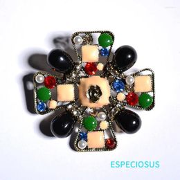 Brooches ReligIon Jewellery Elegant Cross Brooch Women Pearl Breast Pin Multi Colour Church Garment Ladies Gifts Windcoat Accessories