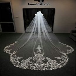 Best Selling Luxury Real Image Wedding Veils Three Meters Long Veils Lace Applique Crystals One Layers Cathedral Length Cheap Bridal Ve 229I