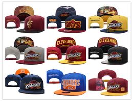 2018 New Fashion Mens Womens Hiphop Baseball Cap Adjustable Snapback Cap Basic Hat Baseball Caps Hats fashion Flat hat8184676