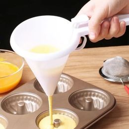 Adjustable Handheld Baking Funnel Tools Cream Batter Chocolate Liquid Dispenser Pastry Mold Cookie Cupcake Pancake Baking Tools YFA2068