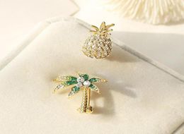 Pins Brooches Double Fair Tropical Style Brooch For Women Cute Pineapple Coconut Tree Light Gold Color Badge Pin Fashion Jewelr8566651