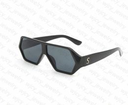 New Designer Sunglasses Fashion Glasses Polygonal Full Frame Letter Elegant Design for Man Woman 4 Colour Good Quality9054213