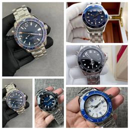 Herren Uhr AAA Uhren hohe Qualität 007 44 mm automatische Bewegungsgelenkwatches Gummi-/Stahlgurt wasserdichte Luxuswellen -Zifferblatt Designer Uhren Diver Ga 1