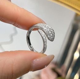 2024 Ins Top Sell Wedding Rings Luxury Jewellery Pure 100% 925 Sterling Silver Pave White Moissanite Diamond Gemstones Party Women Open Snake Ring Adjustable Size