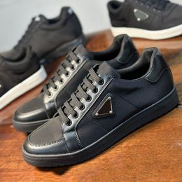 Fashion Designer Black casual shoes for men and women ventilate comfort Lace-Up Leather splice dirt-proof all-match Flat base board shoes casual shoes DD0506P 38-44 39