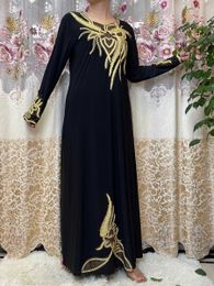 Ethnic Clothing 2023 Dubai Women Abaya Muslim Evening Long Slve Dress Ice Silk Fabric African Elastic Embroidery Robes Islamic Clothing T240510