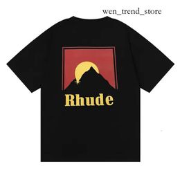 Rhude T Shirt Mens Shorts Tracksuits Designer Printing Letter Black White Grey Rainbow Colour Summer Fashion Cotton Cord Top Short Sleeve 678